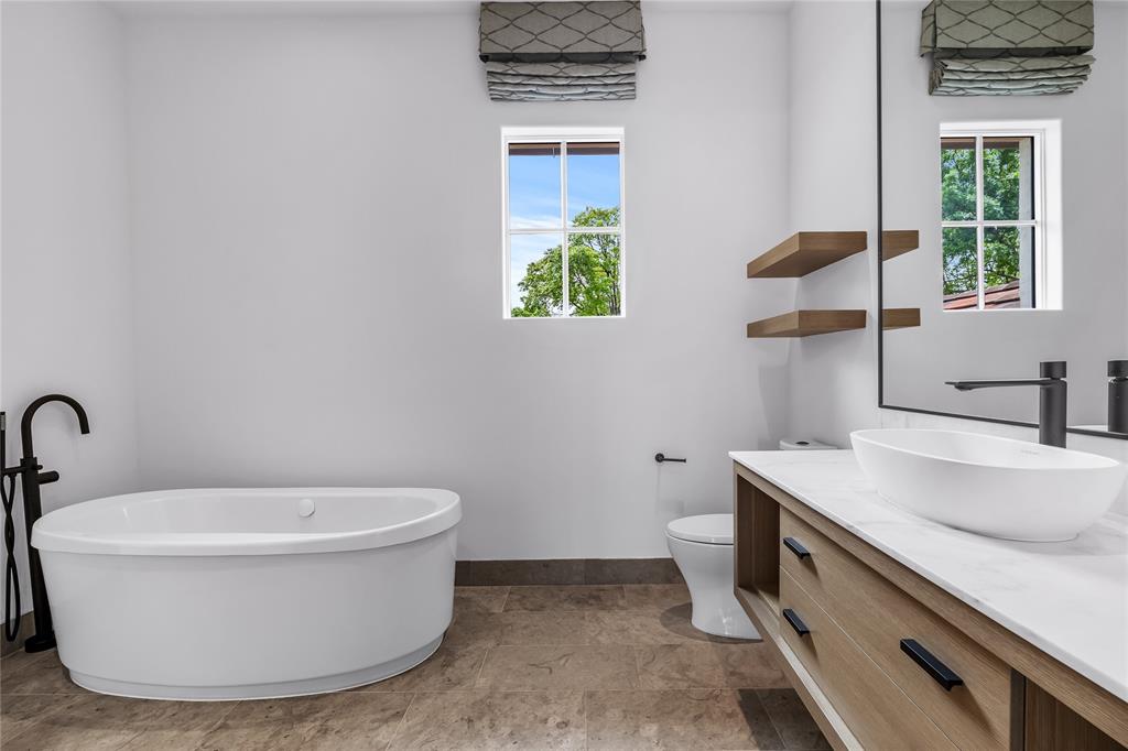 Highland Park West 02 Instl - Residential