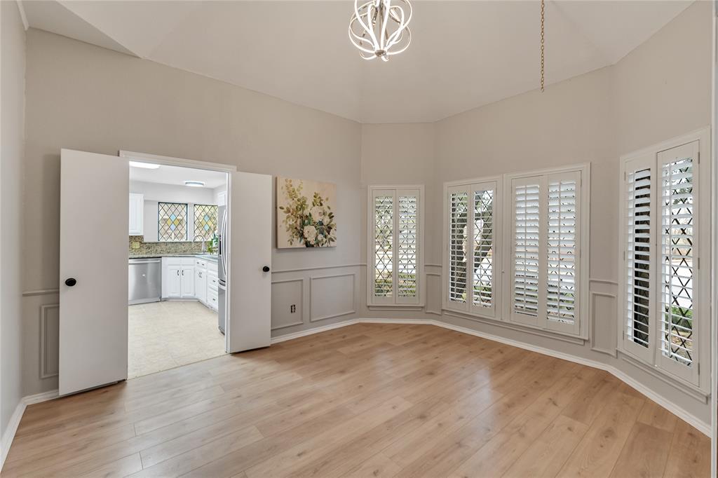 203 S Lakeshore Drive