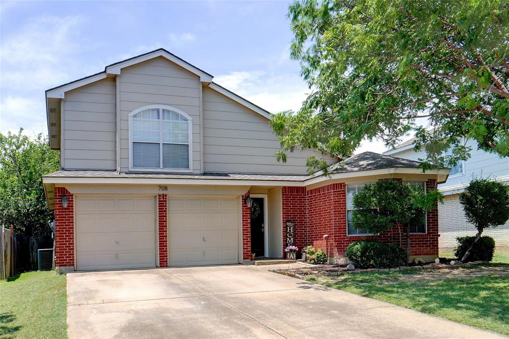 708 Hummingbird Trail