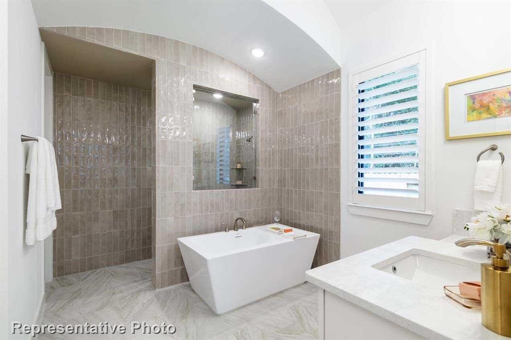 Sonoma Verde - Residential