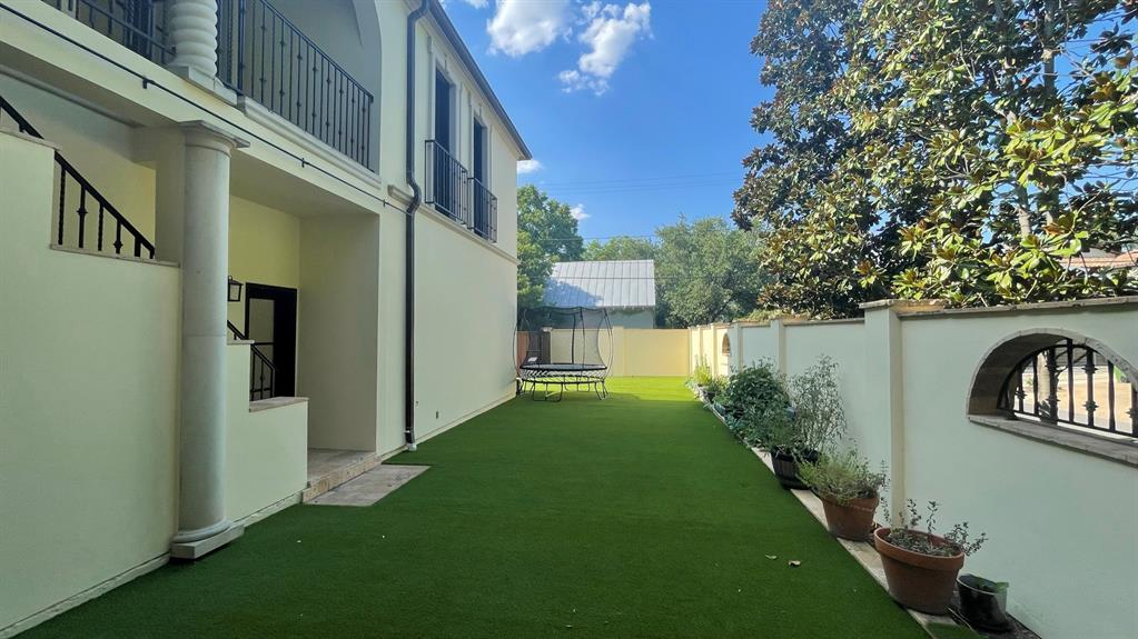 Mount Vernon 01 & 03 - Residential