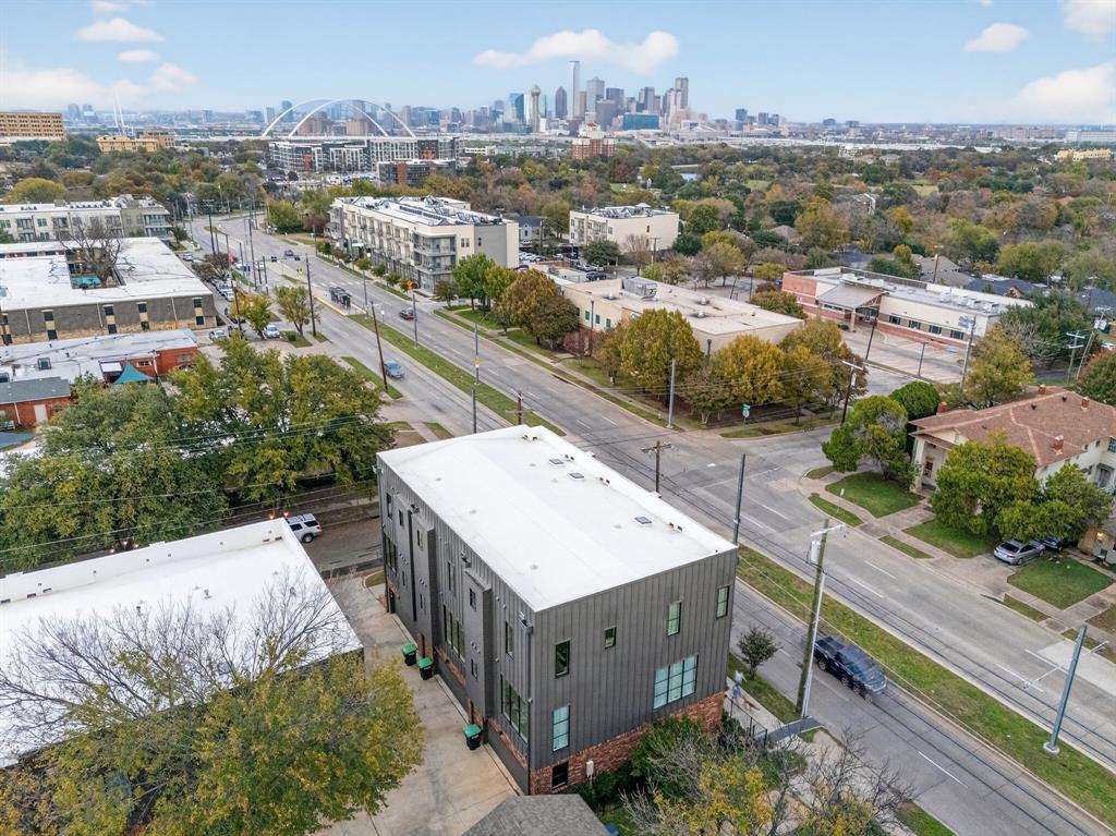 Zang Towns Condos - Residential