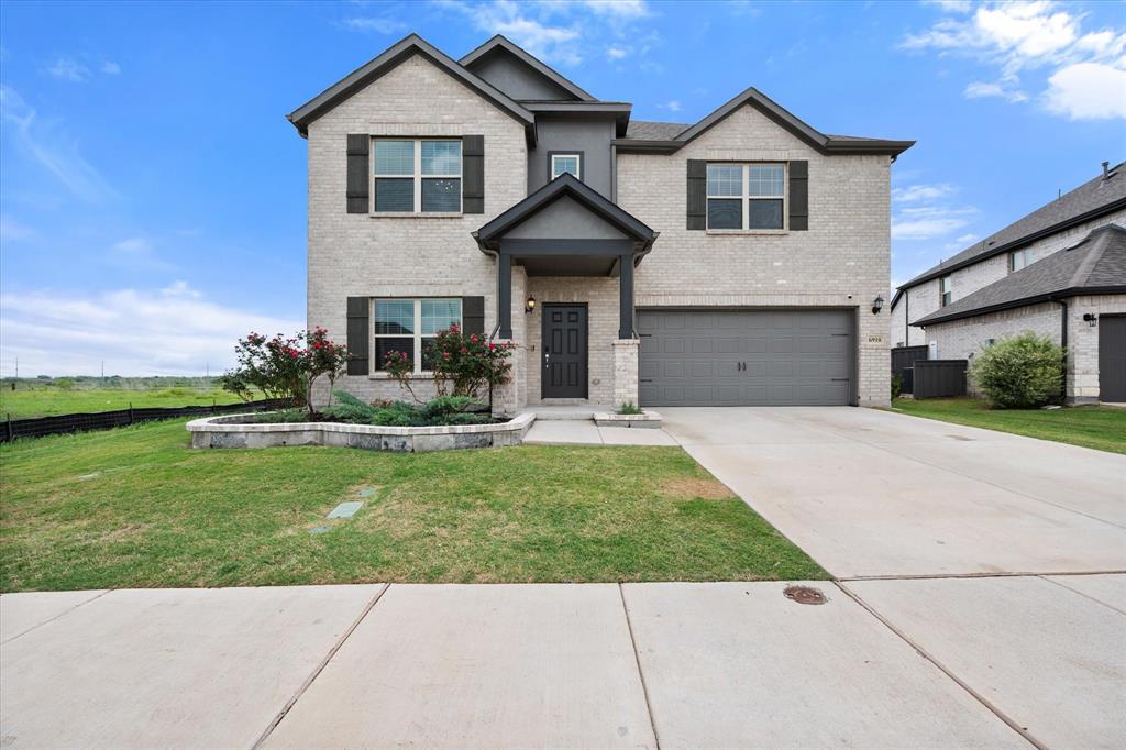 6910 Prairieside Trail