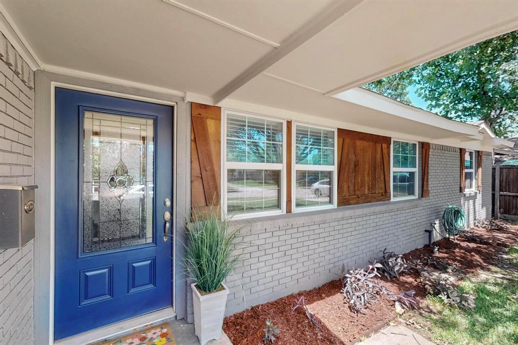 2949 Hollandale Lane