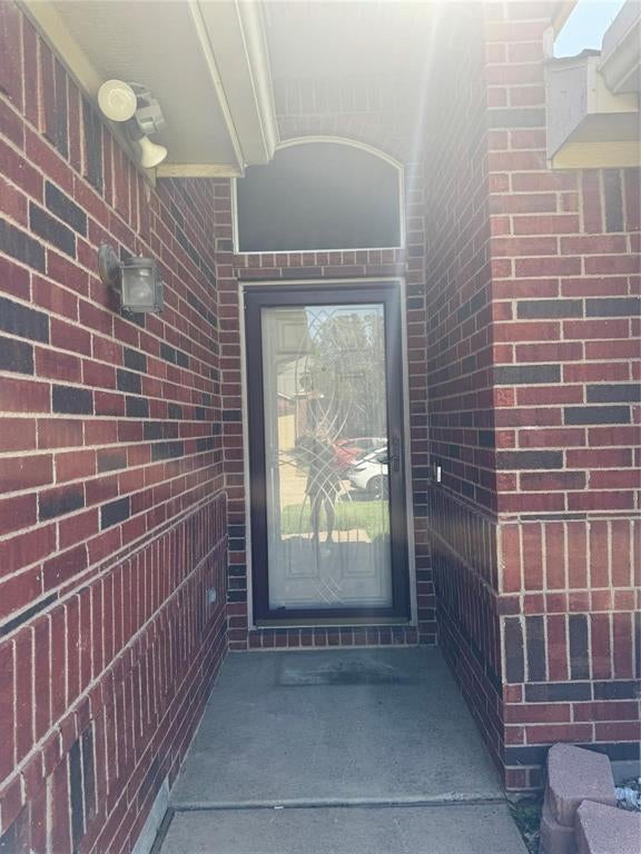 6711 Kinross Drive