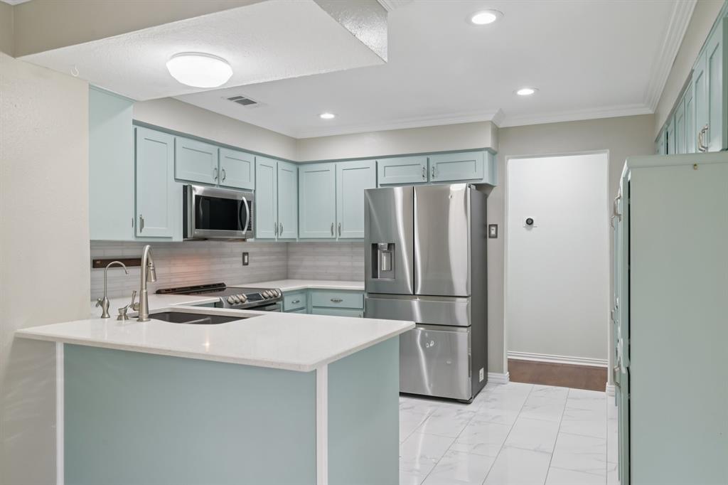 Los Rios #1 - Residential