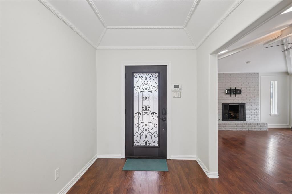 1905 Country Club Drive