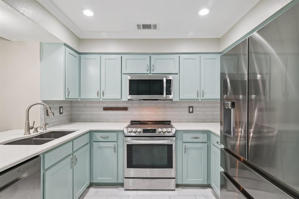 Los Rios #1 - Residential