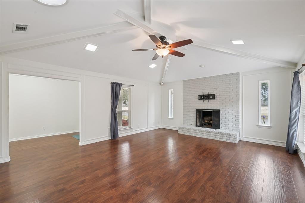 1905 Country Club Drive