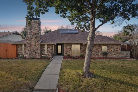 1905 Country Club Drive Plano TX 75074