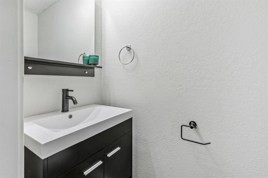 Pheasant Landing #6 - Residential Lease