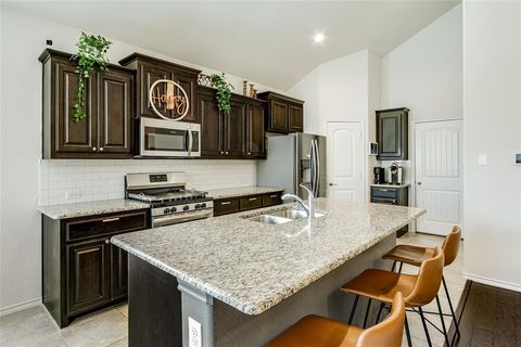 Tiny photo for 2421 Clay Creek Lane, Fort Worth, TX 76177 (MLS # 21198007)