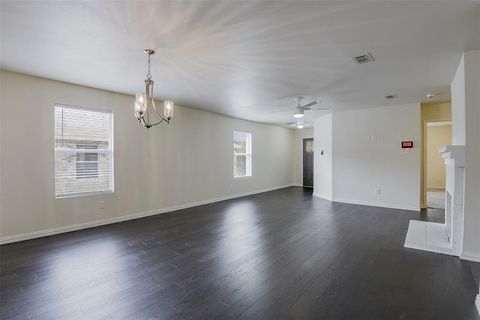 Tiny photo for 909 Anvil Creek Drive, Arlington, TX 76001 (MLS # 21328898)