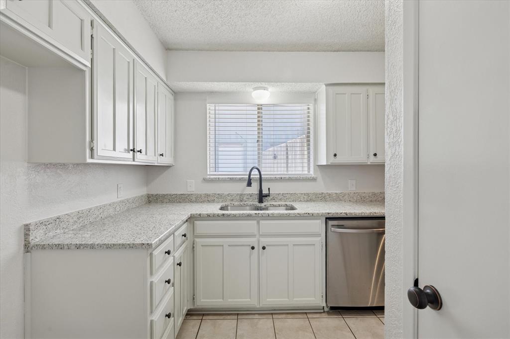 2106 Valleywood Drive