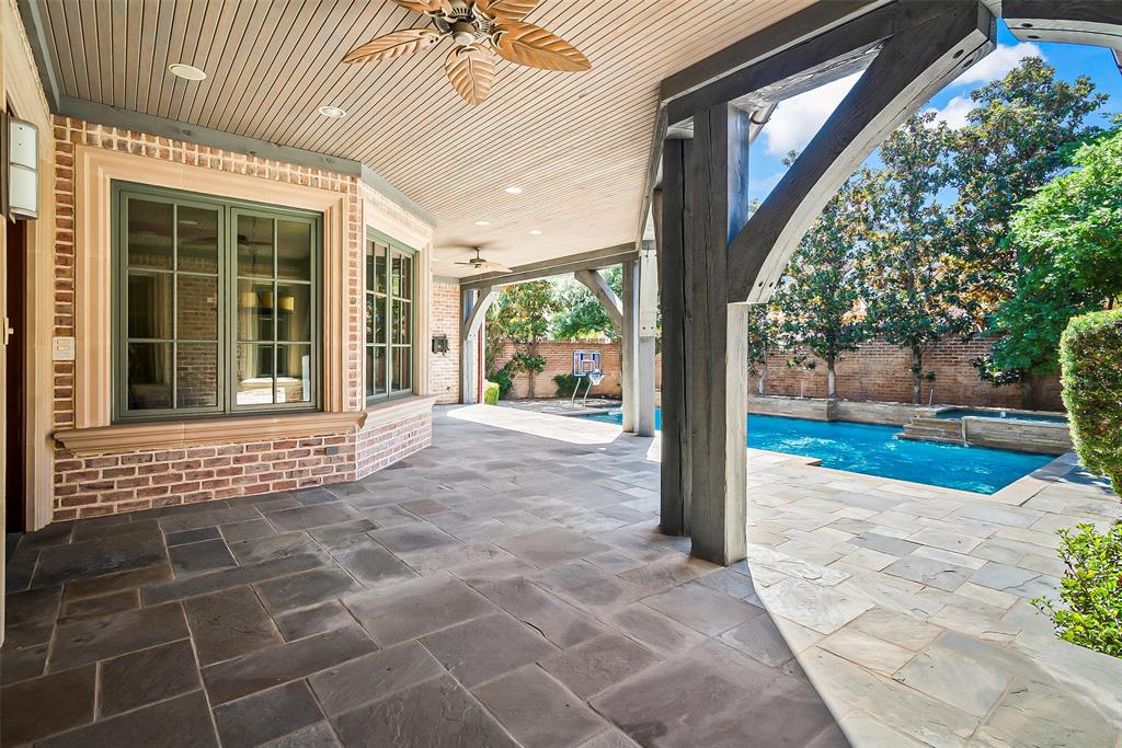 44 Armstrong Drive