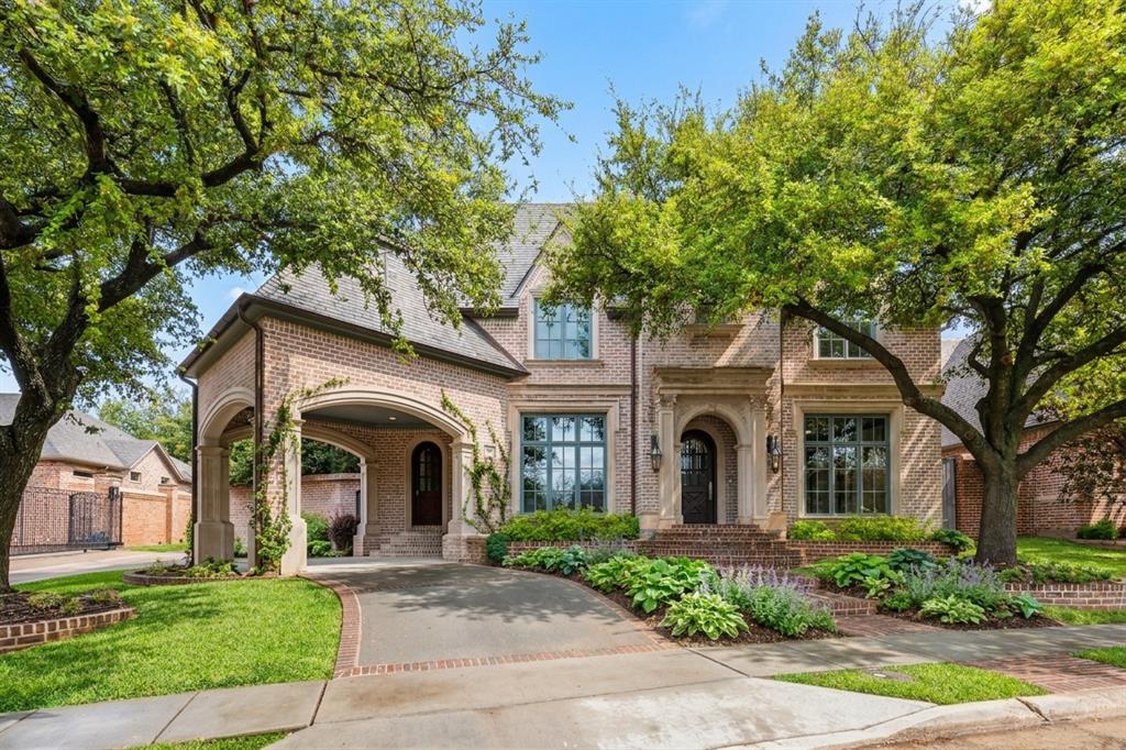 44 Armstrong Drive