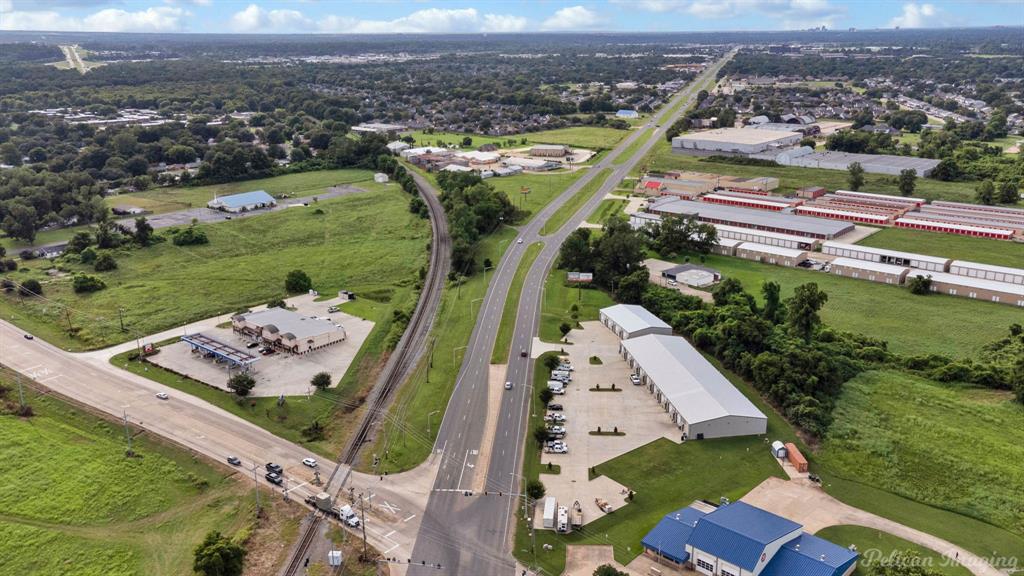 Cordaro - Commercial Lease