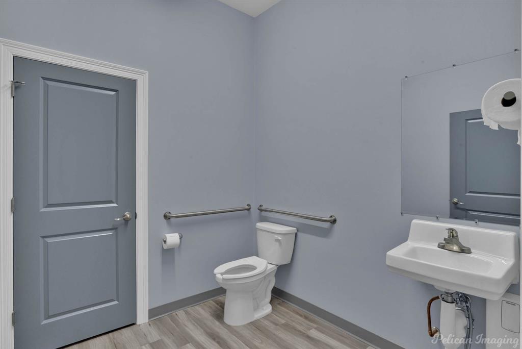 Cordaro - Commercial Lease