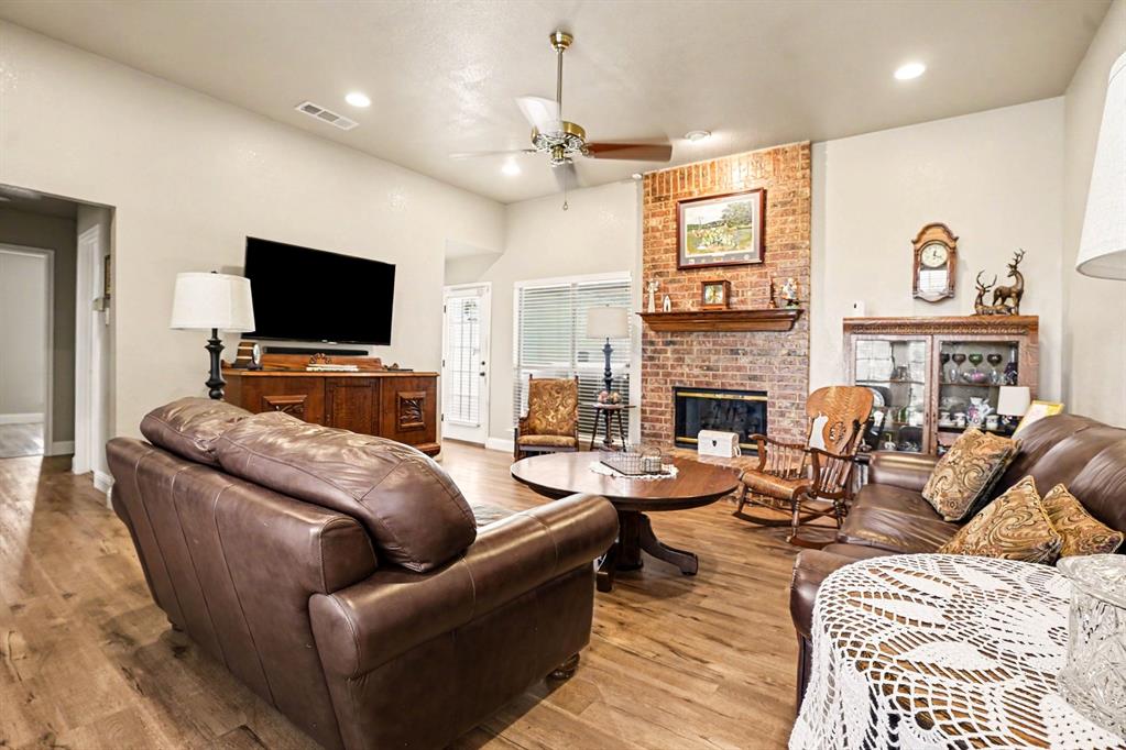 3120 Greenfield Court