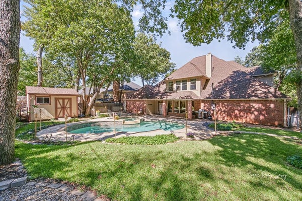 3406 FORESTWAY CT, ARLINGTON, TX 76001 - Image ce3db4b9f0ee1cd44eda99b1ae957783/1268665128