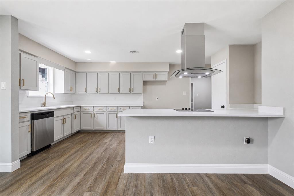 1708 Park Ridge Terrace