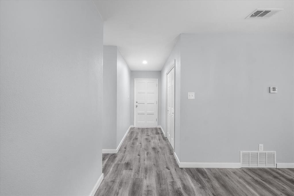 705 NW Hillery Street