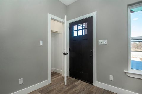 Photo of 20494 US Highway 377 #B, Whitesboro, TX 76273 (MLS # 21144127)