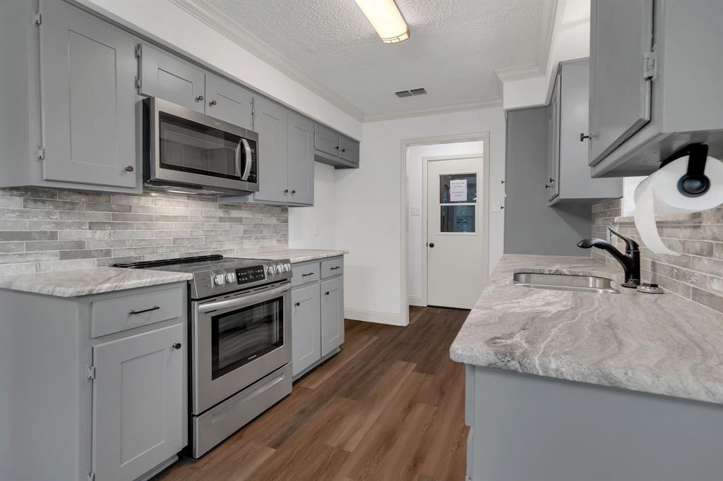 Foster Village Add - Residential