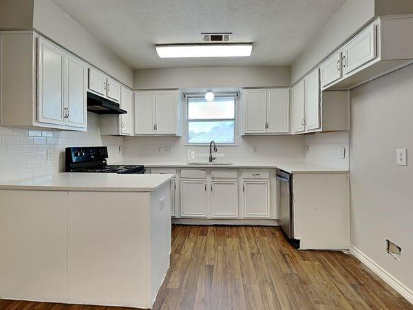 Alameda Heights - Residential