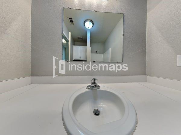 Alameda Heights - Residential