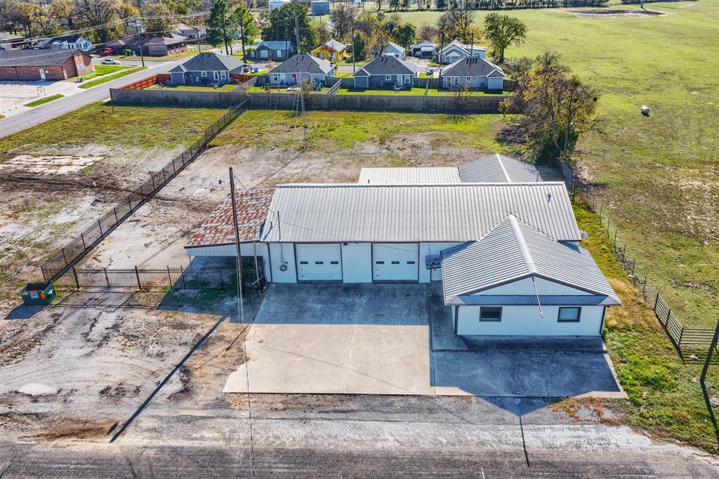 600 W Main Street 1