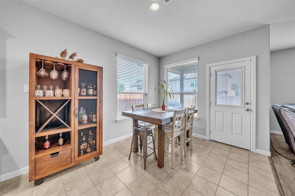 Fort Worth, Texas 76179, United States, 3 Bedrooms Bedrooms, ,2 BathroomsBathrooms,Residential,Pending,135277