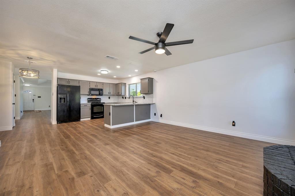 Huntington Village Ph III Add - Residential