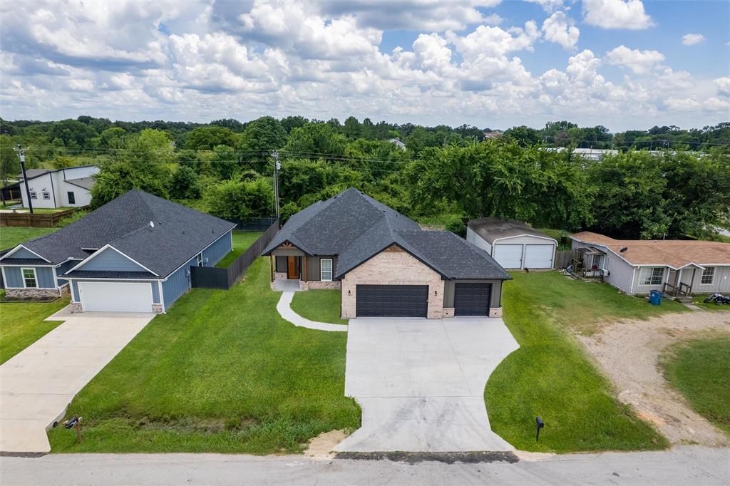 Paradise Bay - Residential