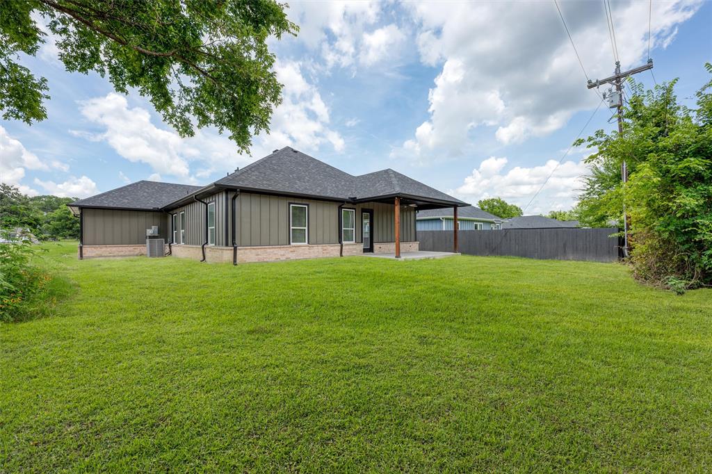 Paradise Bay - Residential