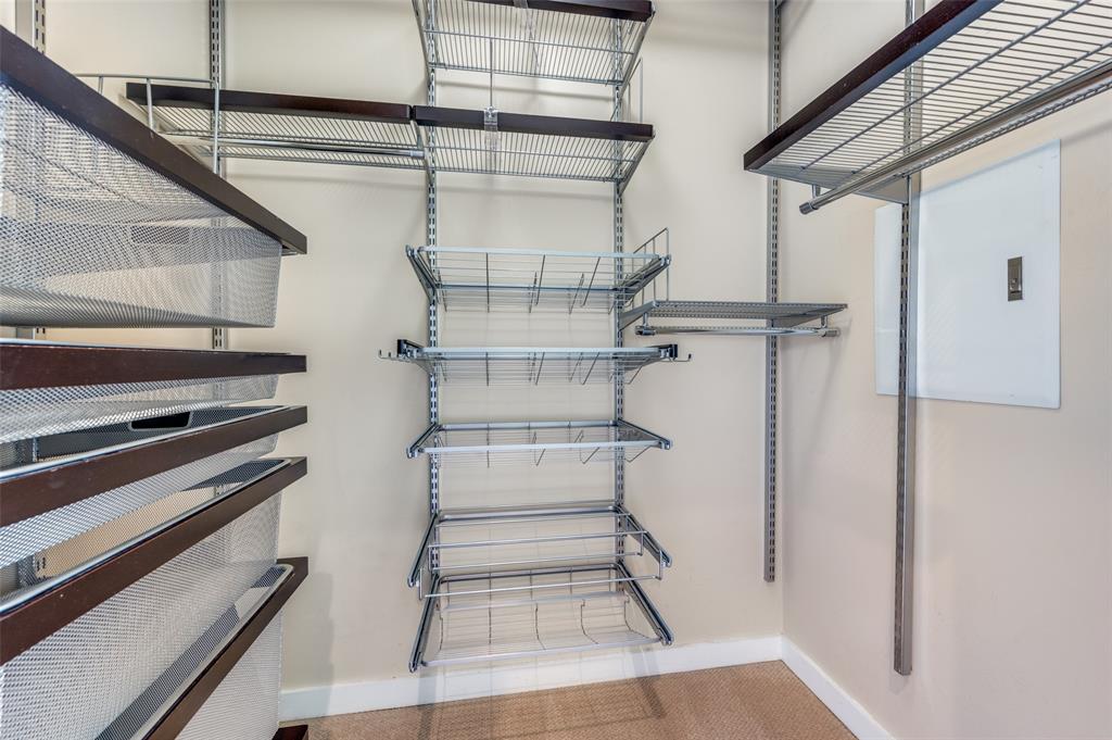 Metropolitan 1200 Main St Condo - Residential