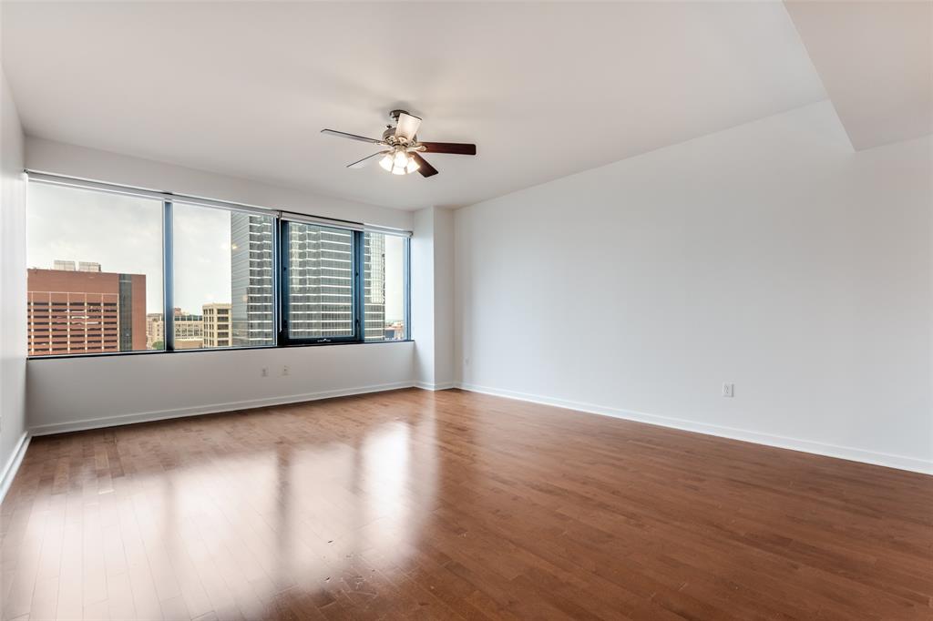 Metropolitan 1200 Main St Condo - Residential
