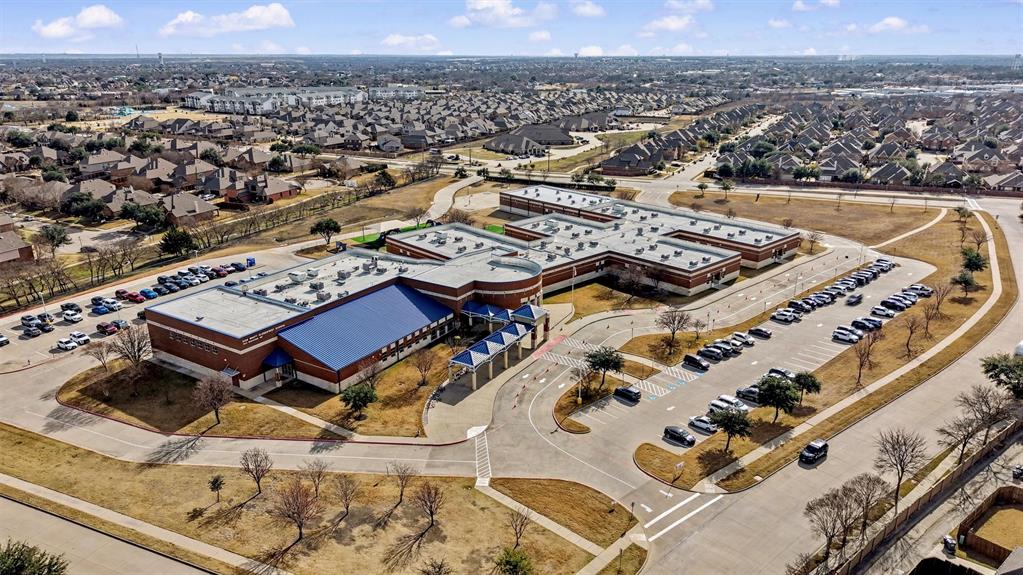 Woodbridge Ph 14 - Residential