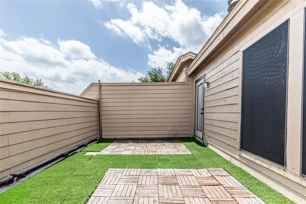 Holly Hill Twnhms Add #2 Bldg - Residential