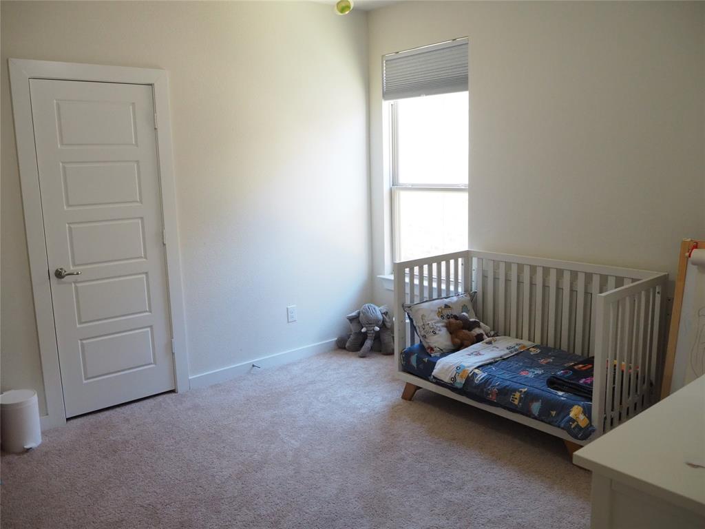 Seventeen Lakes - Residential Lease