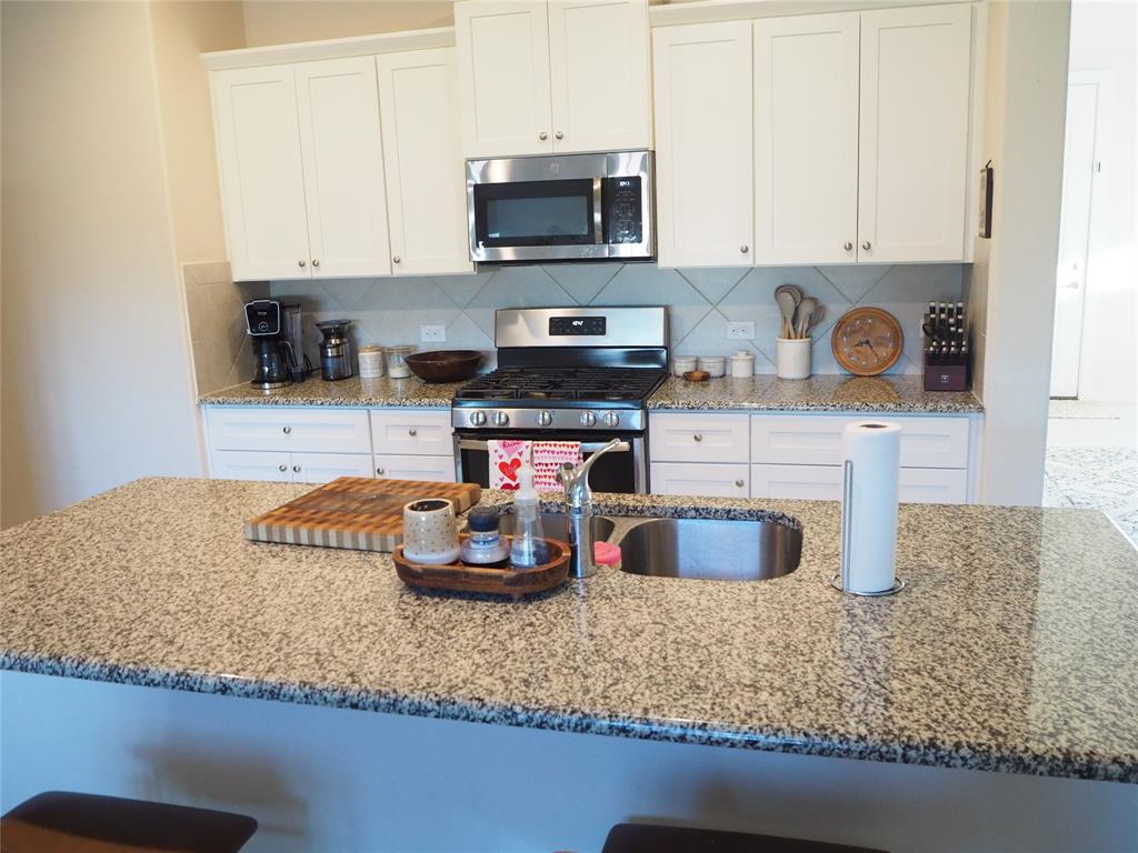 Seventeen Lakes - Residential Lease