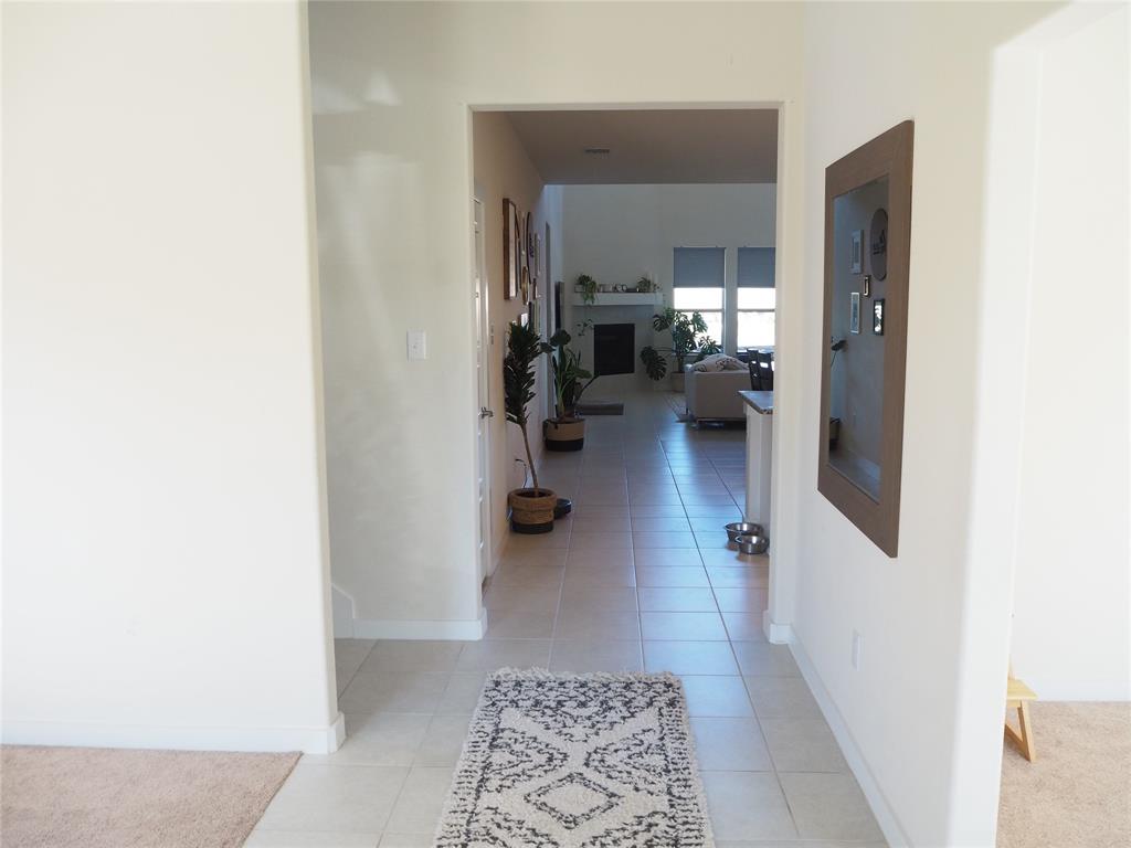 Seventeen Lakes - Residential Lease