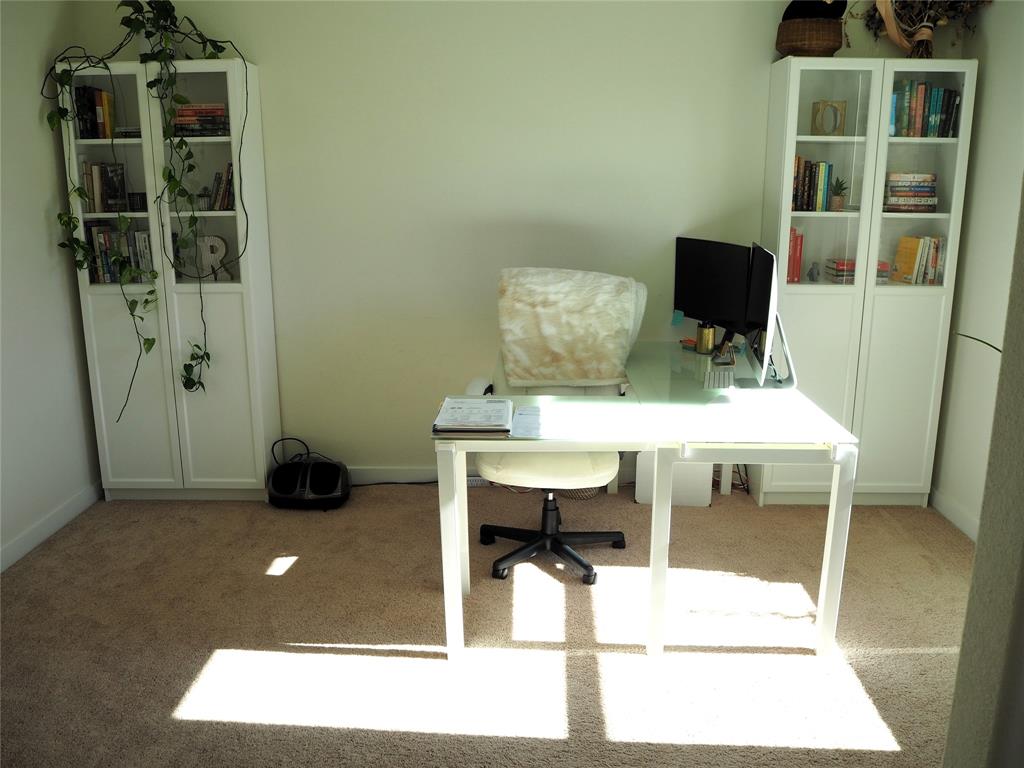 Seventeen Lakes - Residential Lease