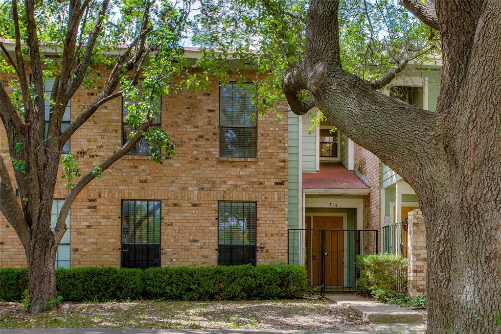 Canty Street Twnhms - Residential