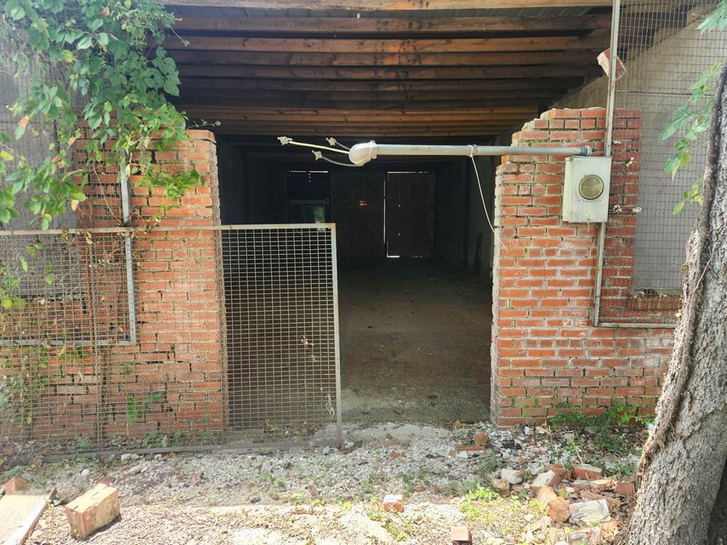 Old Town - Commercial Sale