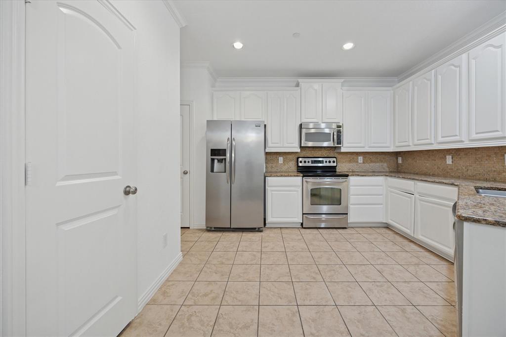 2292 Fletcher Trail