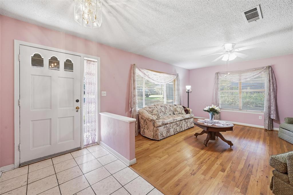 620 W College Street