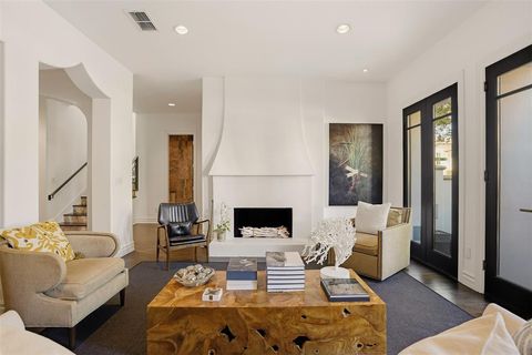 2617 Museum Way Fort Worth TX 76107