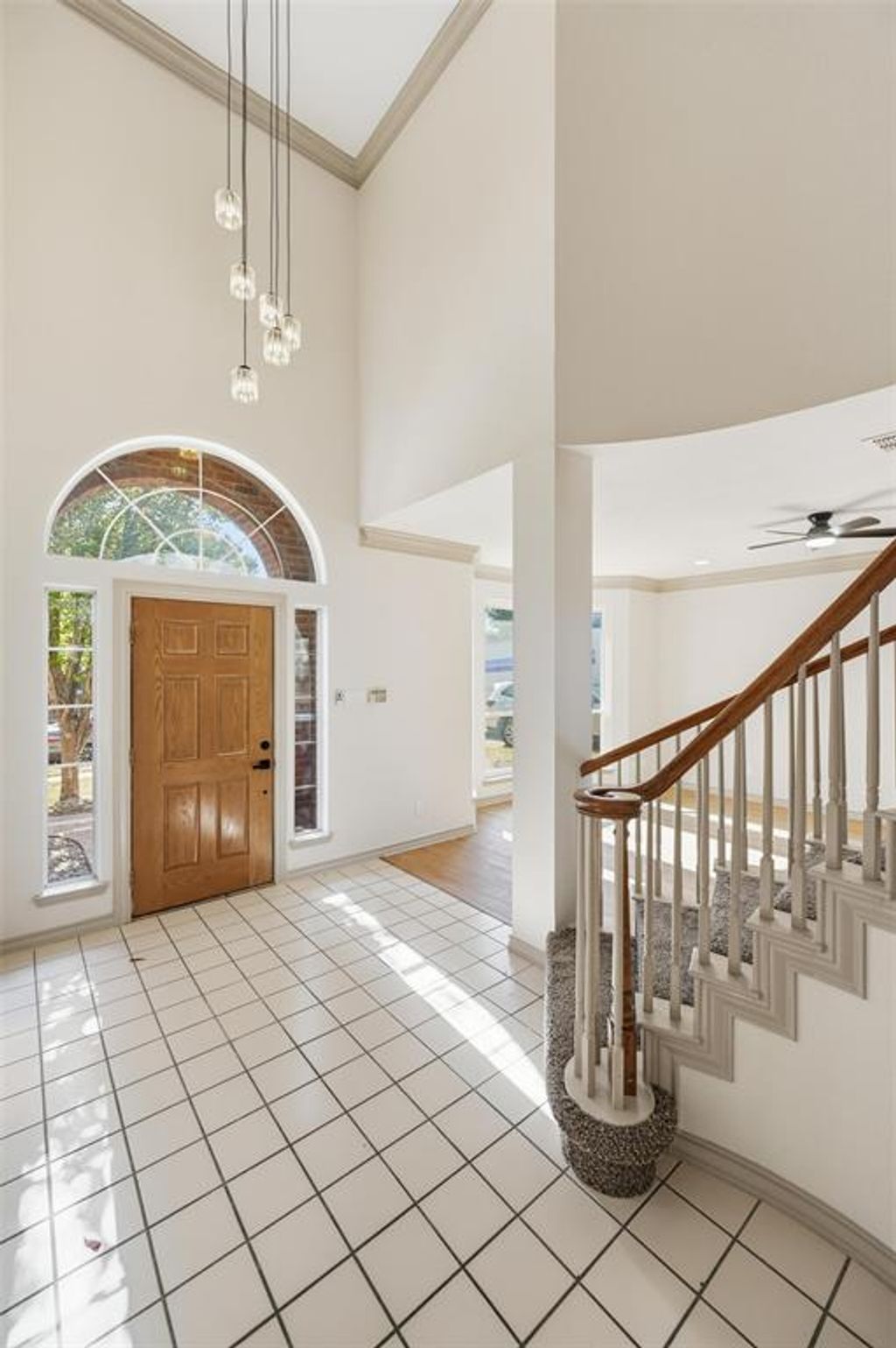 Photo of 2705 Redstone Drive, Arlington, TX 76001 (MLS # 21113833)