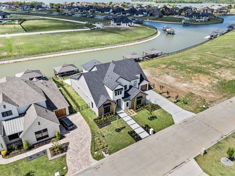 Photo of 12503 Palmer Drive, Fort Worth, TX 76179 (MLS # 21247737)